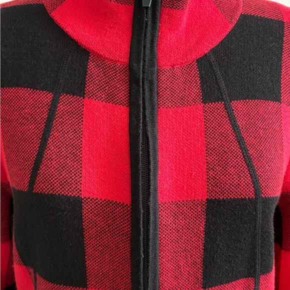 Adrienne Vittadini Red & Black Checkered Buffalo Plaid  Cardigan Sweater Size L - Picture 3 of 12